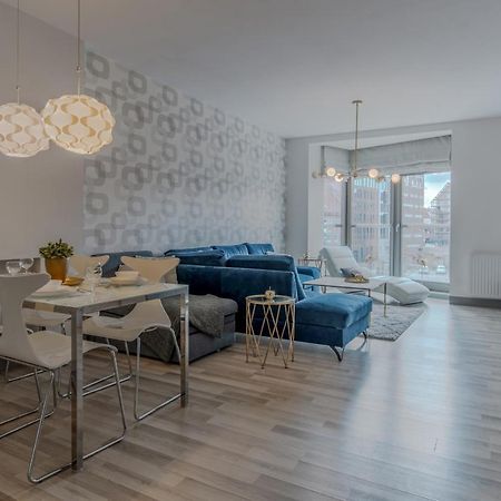 Citystay Ambra Waterlane Apartment غدانسك المظهر الخارجي الصورة