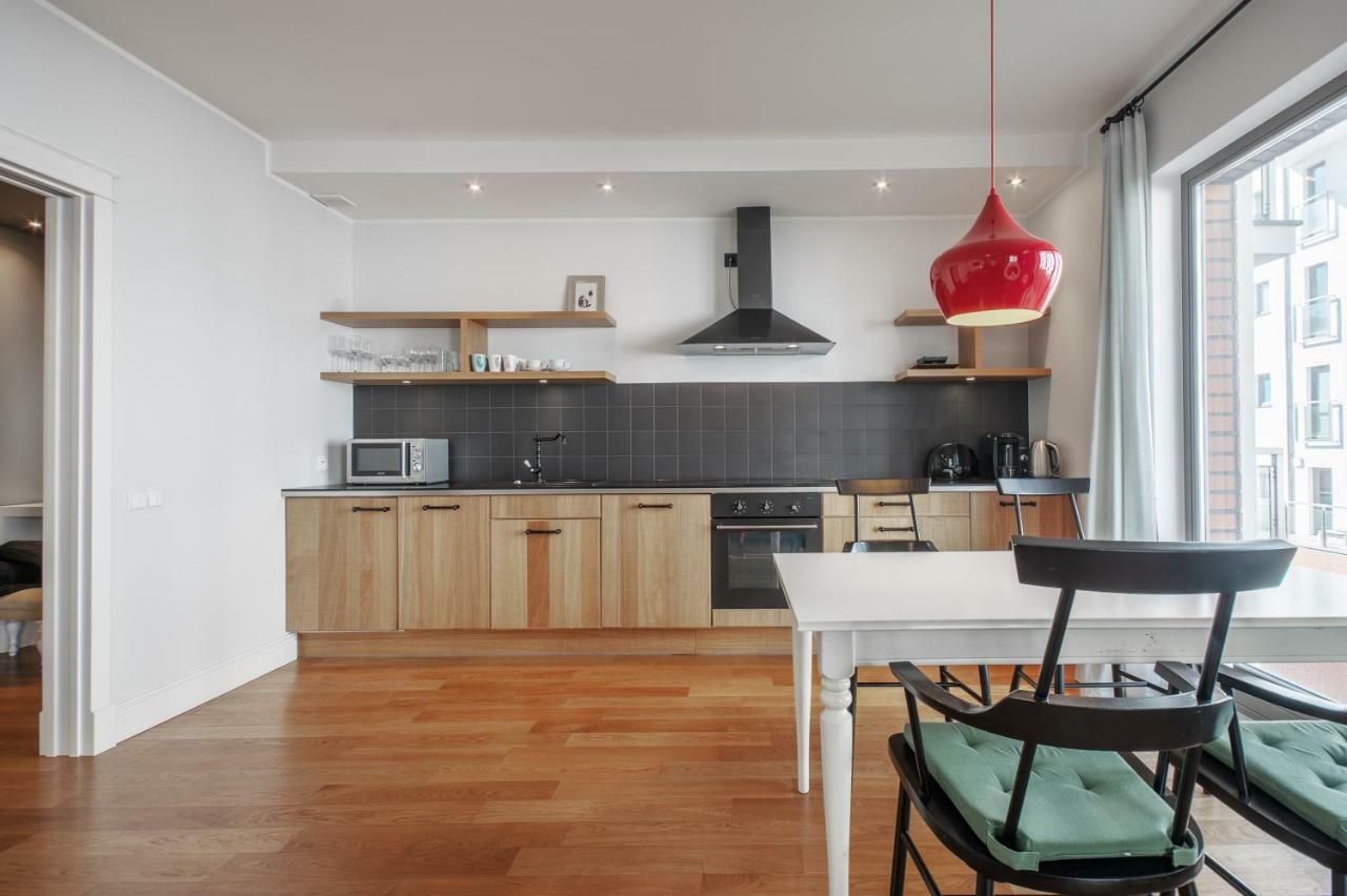 Citystay Ambra Waterlane Apartment غدانسك المظهر الخارجي الصورة