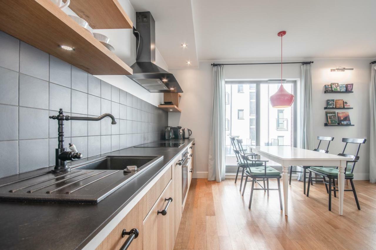 Citystay Ambra Waterlane Apartment غدانسك المظهر الخارجي الصورة